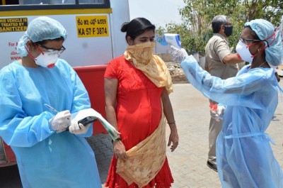 24 ގަޑިއިރު ތެރޭގައި އިންޑިއާގައި ކޮވިޑް ޖެހިފައިވާ 3900 މީހަކު