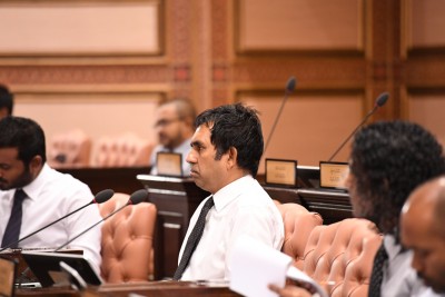 ކޮވިޑްގެ ސަބަބުން ހާލުގައި ޖެހޭ މީހުންނަށް އެހީވާން މަޖިލީހަށް ބިލެއް ހުށަހަޅައިފި