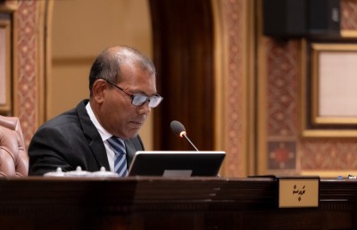 ނަޝީދު ވިދާޅުވީ މަޖިލީހަށް ނައިސް ތިބެގެން ވޯޓު އިތުރު ނުވާނެ ކަމަށް