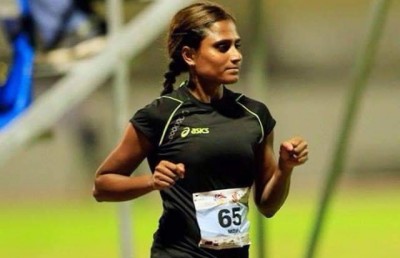 ޝަމްހާ: ދުއްވައިގަތީ ހުސް ފައިގައި، ދެން ވީ ތަރިއަކަށް