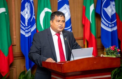 ކަނޑުން ޕްލާސްޓިކް މަދުކުރަން އެމްއެންޔޫ އާއި އީޔޫ ގުޅިގެން ޕްރޮގްރާމެއް ފަށައިފި