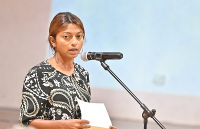 ނިޒާމީ ވޯޓު ނަގަން ކުރިންވެސް މަޝްވަރާ ކުރި، ރައީސަށް ޑިމޮކްރެޓްސް މިހާރު އިތުބާރެއް ނުކުރޭ!