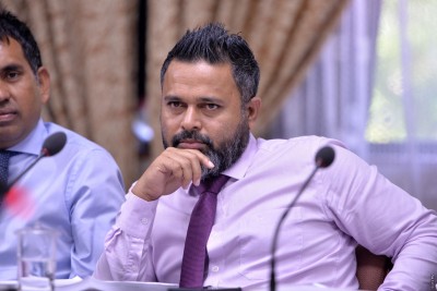 ކުލި ދެއްކުމަށް އެލަވަންސެއް ދޭން ފާހެއް ނުވި