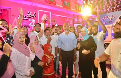 މުއިއްޒު ބޭނުންވަނީ ގޯއްޗާއި ފްލެޓް ލިބޭ މީހުންގެ ނަމުގައި އޮތް ބިންކޮޅު ދޫކޮށްލަން ޖެހޭ ޝަރުތު އުވާލަން