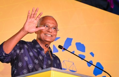 ރިޓަޔާކުރާ އުމުރު 70 އަށް މަތިކޮށް، އުމުރުން ދުވަސްވީ މީހުންގެ އެލަވަންސް 7،000 ބޮޑުކުރަނީ