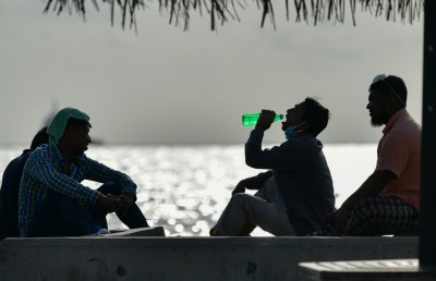 ޒުވާނުންތަކެއްގެ ކުއްލި މަރު: އާންމު ދިރިއުޅުމަށް ބޮޑެތި ބަދަލުތަކެއް ގެންނަން ޖެހޭ!