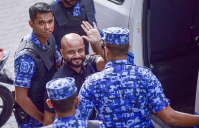 ފާރިސް ޝަރީއަތް ނިމެންދެން ބަންދުކުރީ ގާނޫނާ ޚިލާފަށް: ހައި ކޯޓް
