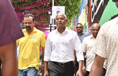 މަޖިލީހުން ނިންމައިފި ނަމަ އޮކްޓޯބަރުގައި ނިޒާމީ ވޯޓު ނަގަން ދެވަނަ ބުރުގެ ކުރިން އީސީ އަށް އަންގާނަން: ރައީސް