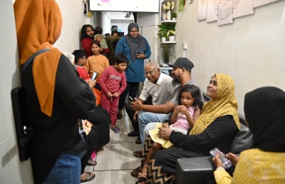 ރައީސް ވިދާޅުވީ މިނިސްޓްރީ ހަދައި، ދޫކޮށްލި ބާރުތައް މާލެއަށް ޖަމާކުރުމަކީ ބިރުވެރި ވާހަކައެއް ކަމަށް