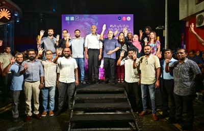 އޮކްޓޯބަރު އެއް ވަނަ ދުވަހު އަލިވިލޭނީ މިނިވަން ރާއްޖެއަކަށް: މުއިއްޒު