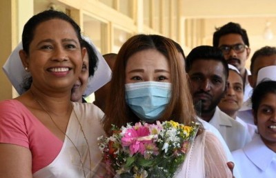 ކޮވިޑު ޖެހުނު ލަންކާގެ ހެލްތު މިނިސްޓަރަށް އައިސީޔޫގައި ފަރުވާ ދެނީ