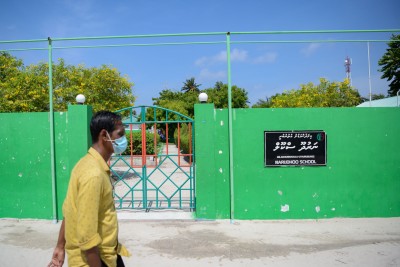 ފޮޓޯއިން - ނަރުދޫ، ދުވަހަކު ނުދެކޭ ހިމޭންކަމެއްގައި!