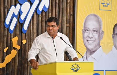 ރައީސް ފަހަތަށް މިއެރީ، އަނިޔާވެރިކަމުގެ އެންމެ ޗެޕްޓަރެއް ވެސް ބޭނުން. ނުވާތީ: ޑރ. އަމީން