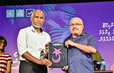 ކުރީގެ ނައިބު ރައީސް ޖިހާދާ އެކު، ޖޭޕީގެ ބައެއް އިސްބޭފުޅުންނާއި ބައެއް މެމްބަރުންގެ ތާއީދު މުއިއްޒަށް