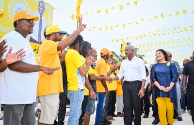 ރިސޯޓް ވަޒީފާގައި 15 އަހަރުވީ މީހުންނަށް 300 ފްލެޓް ދޭން ރައީސް ނިންމަވައިފި
