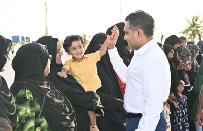 ފައިސަލް ގާފަރަށް ވަޑައިގަތުމުން މަރުހަބާ ކިޔަން ގިނަ ބަޔަކު ނުކުމެއްޖެ