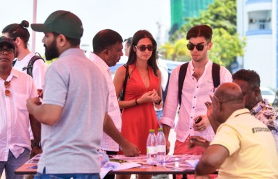 ނުވަ މަހުން 1.3 މިލިއަން ޓޫރިސްޓުން