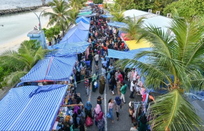 ނައިޓް މާކެޓް ހިންގުމުގެ ހުއްދަ ދެން ދޭނީ އިކޮނޮމިކް މިނިސްޓްރީން