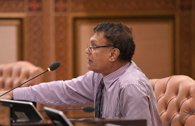 އިގްތިސާދު އިޔާދަ ކުރަން ޗައިނާ އިން 500 މިލިއަން ޑޮލަރުގެ ލޯނު ނަގަން ޝަރީފު ގޮވާލައްވައިފި