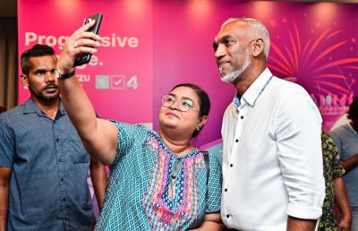 ކޮންމެ ދިވެހި ރައްޔިތަކު އަޅުގަނޑުގެ ކުރިމަތީގައި ހަމަހަމަވާނެ: މުއިއްޒު