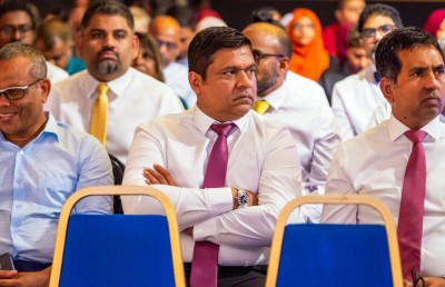 އެމްޑީޕީގެ ކޮންމެ ވެރިކަމެއްގައި ރާއްޖެ ފަހަތަށް ސޮއްސާލާ: ކެޕްޓަން އަމީން
