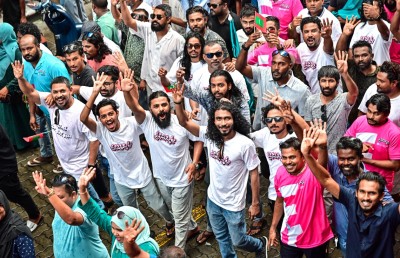 މުއިއްޒުގެ ކެމްޕެއިންގެ ފަހު ބަސް: އަނިޔާވެރިކަން ތާ އަބަދަށް ނިންމާނަން، ބޭރު ސިފައިން ނުތިބޭނެ