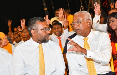 ޑރ. މުއިއްޒަށް ފުރުސަތު ލިބެން ޖެހޭ، "ބަރުލަމާނީއަށް ނޯ": ފައްޔާޒް