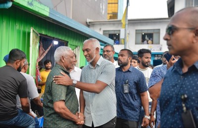 ވެރިކަމަށް ކުރިމަތިލައިގެން މި އުޅެނީ އަޅުގަނޑު، އަނިޔާވެރިކަމެއް ނޯންނާނެ: މުއިއްޒު
