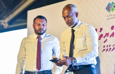 މުއިއްޒުގެ ފަހު ޖަލްސާ: ޒިންމާތައް ޑެޕިއުޓީ މޭޔަރަށް
