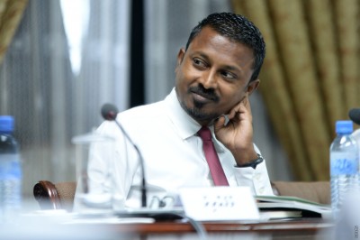 ގާނޫނު އަސާސީ އިސްލާހުކުރަން ރައްޔިތުންގެ މަޝްވަރާ ހޯދީ ކޮން އިރަކުތޯ ސުވާލެއް