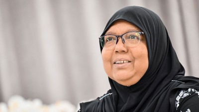 މުއިއްޒުގެ މަންމާފުޅުގެ ޔަގީންކަން: ދަރިކަލުންނަށް ވާނެ، ކޮށްދޭނެ!