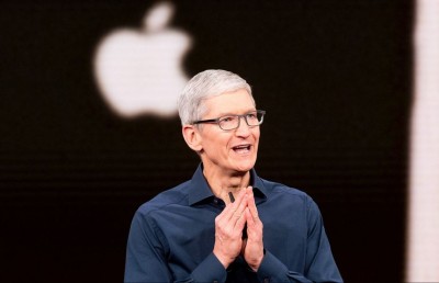 އެޕަލް ވީއާރް ހެޑްސެޓް ނެރެން ތައްޔާރުވަނީ