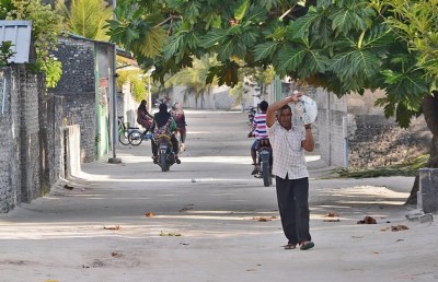 ހަނިމާދޫގައި ފައިސާ ފޭރުނު މީހާގެ ބަންދަށް ހަތް ދުވަސް