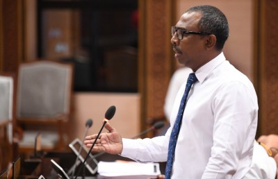 ނަޝީދު ވަކިކުރާ މައްސަލަ: މަޖިލިސް އަނެއްކާ މަރުތަޅަކާ ދިމާލަށް؟