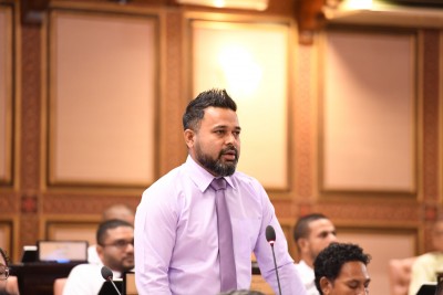 އިތުރު ފަރުވާއަށް ރާއްޖެއިން ބޭރަށް ދާން ޖެހިދާނެ: ޝިޔާމް