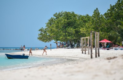 މީހުން ދިރިއުޅޭ ރަށްރަށުގައި އިންޓެގްރޭޓެޑް ރިސޯޓު ހިންގޭ ގޮތަށް ގަވައިދެއް އާންމުކޮށްފި