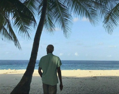 ބައްޕަ ނިޔާވެގެން ދިޔައީ، ޓެސްޓު ނަހަދާ ފަސް ކުރަނިކޮށް!