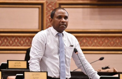 އިޒްރޭލް ރައްޔިތުން ރާއްޖެ އެތެރެވުން މަނާކުރަން ގޮވާލާ ގަރާރެއް މަޖިލީހަށް
