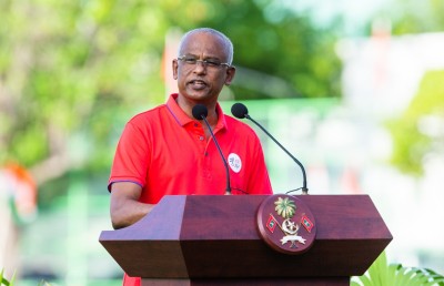 ކްލަބްތަކުގެ ކަންބޮޑުވުމަށް ހައްލެއް ހޯދައިދޭން މަސައްކަތްކުރާނަން: ރައީސް