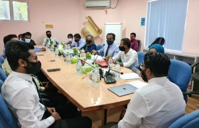 މީޑިއާ ކައުންސިލާއި ބްރޯޑްކޮމް އެއްކޮށްލުމާ ގުޅޭ ގޮތުން ހިޔާލު ހޯދަނީ
