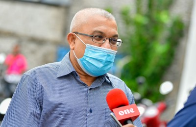 ޖިހާދުގެ ޕާސްޕޯޓު ހިފަހައްޓަން އަމުރުކޮށް، ސުޕްރީމް ކޯޓުން މިރޭ ޝަރީއަތް ފަށަނީ