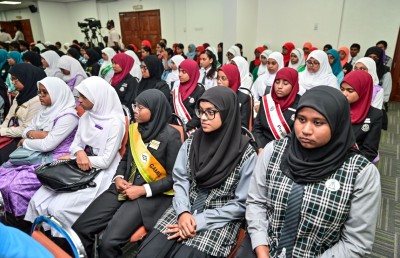 އިސްލާމީ އުއްމަތް ނިކަމެތިވެފައިވާ ހާލަތާ މެދު ހިތާމަކުރަންޖެހޭ: އިމްރާން