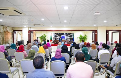 މަޖިލިސް މުވައްޒަފުންގެ މުސާރަ ބޮޑުކުރެވޭނެ ގޮތެއް ބަލަނީ