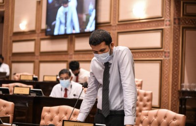 ދިމާކުރި މައްސަލާގައި ވަހީދު ދޮގު ހެދި ކަަމަށް ބުނެ މަޖީހަށް ކުއްލި މައްސަލައެއް