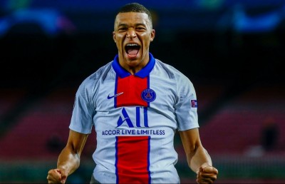 އެމްބާޕޭގެ ހެޓްރިކާ އެކު ޕީއެސްޖީން ބާސެލޯނާ ބަލިކޮށްފި