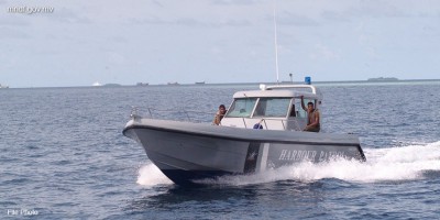 ބޯޓަކުން މޫދަށް ވެއްޓުނު ބިދޭސީއަކު ގެއްލިގެން ހޯދަނީ