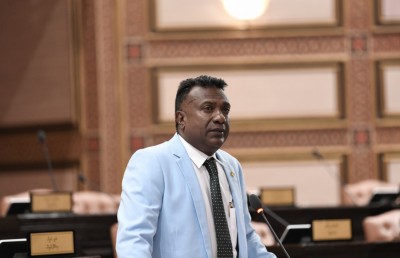 ކައުންސިލުތަކާއި އެލްޖީއޭ އުވާލުމަށް ޖާބިރުގެ ގަރާރެއް