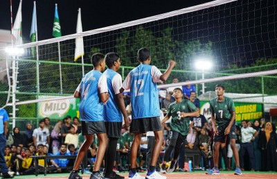 ތިން އަހަރަށް ފަހު ސްކޫލް ވޮލީ އެނބުރި އައުން؛ އދ. އަތޮޅު ސްކޫލާއި ހުރަވީ ސްކޫލުގެ ފެށުން ރަނގަޅު