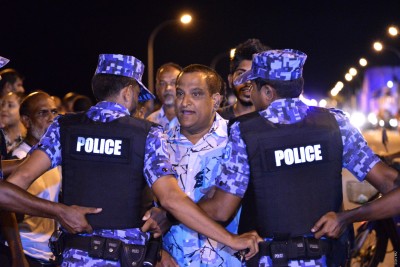 އެއްވުންތައް ނުބޭއްވުމަށް ފުލުހުން އިލްތިމާސްކޮށްފި