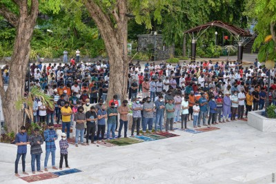 ތިން މަހަށްފަހު މާލޭގައި ހުކުރު ނަމާދުކޮށްފި